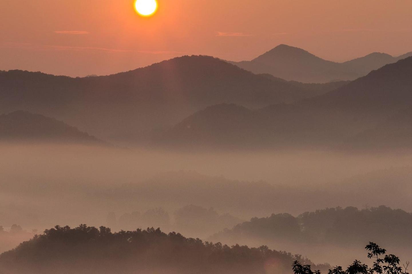 Views I Mins To Dollywood I Hot Tub I Pool Table Villa Sevierville Buitenkant foto