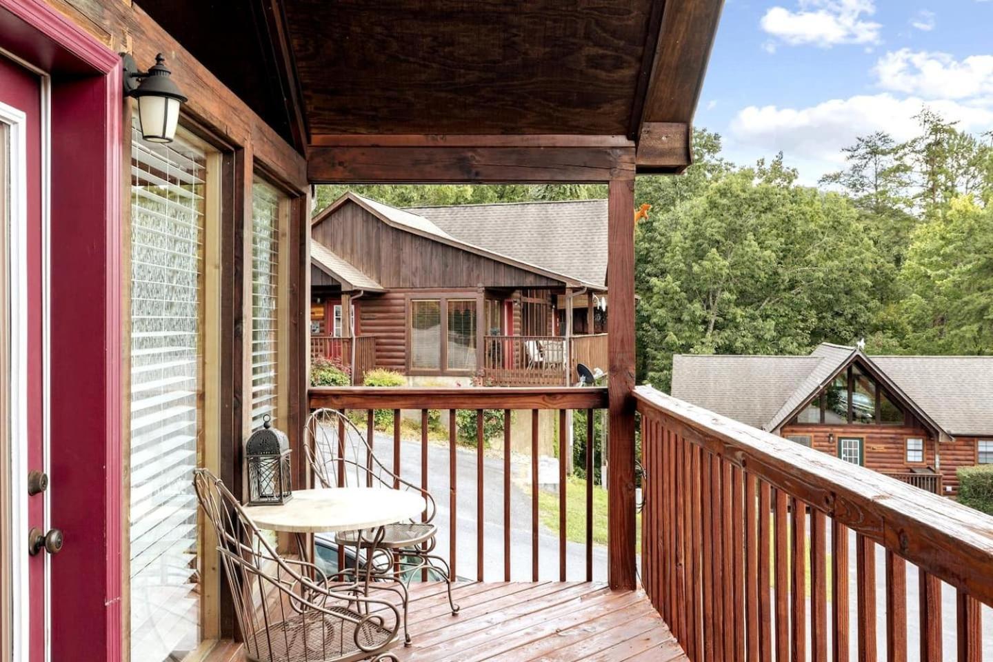 Views I Mins To Dollywood I Hot Tub I Pool Table Villa Sevierville Buitenkant foto
