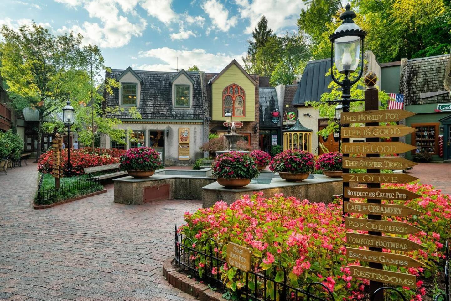 Views I Mins To Dollywood I Hot Tub I Pool Table Villa Sevierville Buitenkant foto